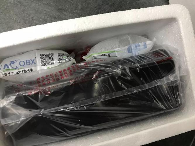 產品裝入包裝箱內,必須擺放整齊,盡可能固定好,防止運輸過程中顛簸